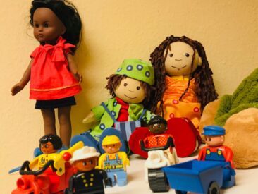 Spielzeug und Puppen für Kinder